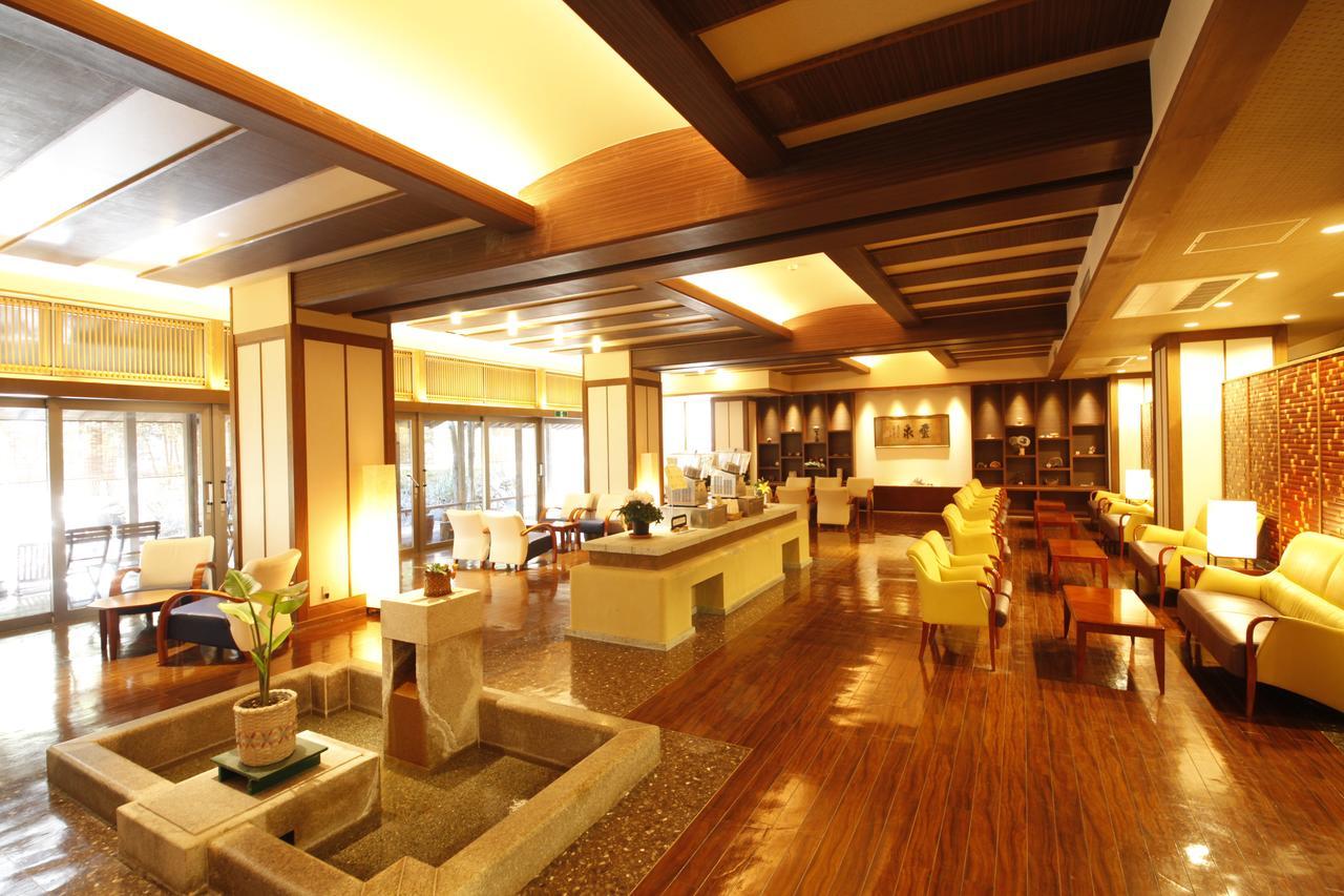 Shimobe Hotel Minobu Esterno foto