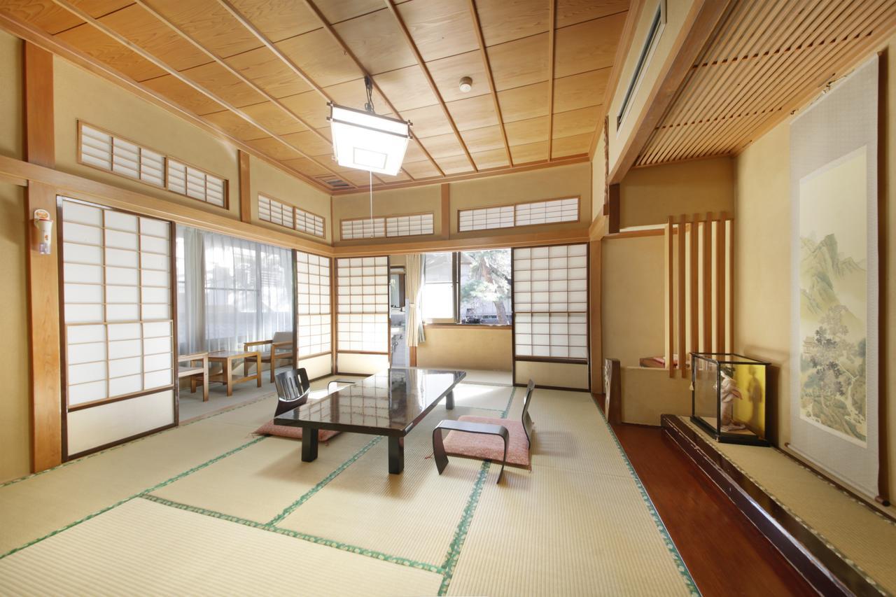 Shimobe Hotel Minobu Esterno foto